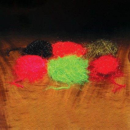 Синель Hareline Polar Chenille #147 Fuchsia фото 3