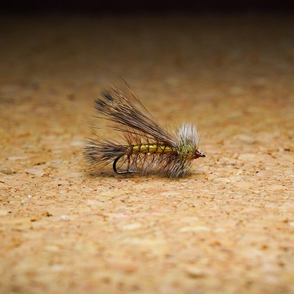 Муха нахлыст TFF SB Stimulator Yellow #14 Grey Wing фото