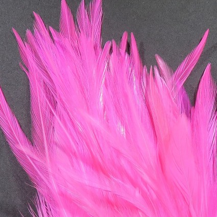 Перо Hareline Strung Chinese Saddle Hackle 5-7'' #188 Hot Pink фото 1