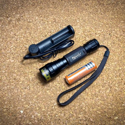 Фонарь УФ Alonefire SV004 UV395 10W With Battery & Charger фото 1