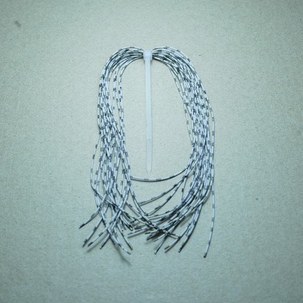 Ножки Fly Fishing Tales Black Barred Rubber Legs Small White  фото