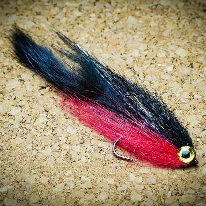 Муха нахлыст CRM Bunny Streamer 11cm Black/UV Red фото